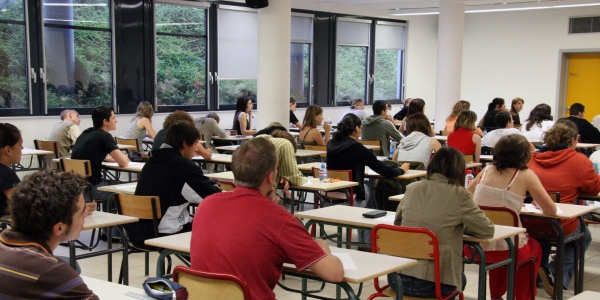 Du collège aux filières d'excellence, la disparition des enfants d'ouvriers