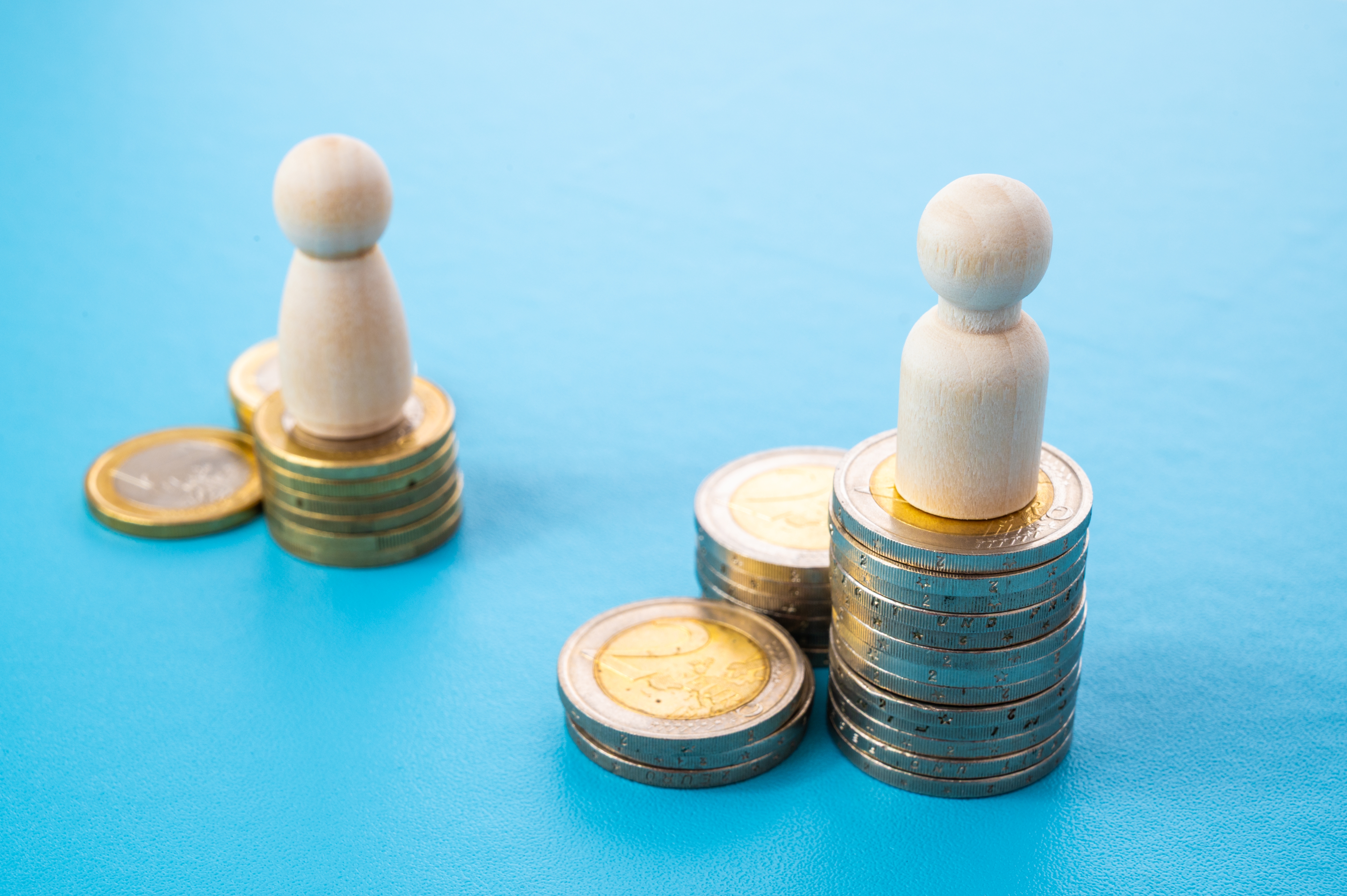 Inégalités de revenus : après impôts, la France dans la moyenne, mais avant impôts, elle est parmi les plus inégalitaires